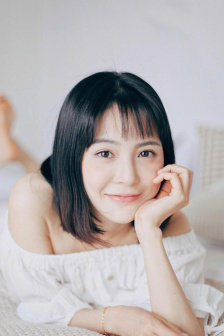 A处处吻全程拉丝伸舌头